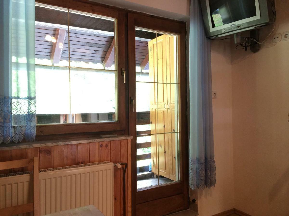 Apartment Tisa Solčava Zewnętrze zdjęcie